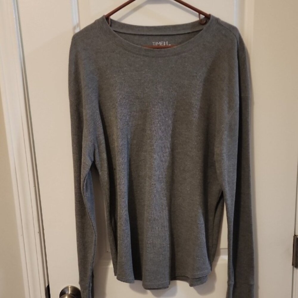 Time and Tru Heather Gray Knit Long Sleeve Top Size Large